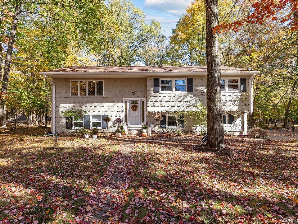 1st image of 19 Apple Blossom Court