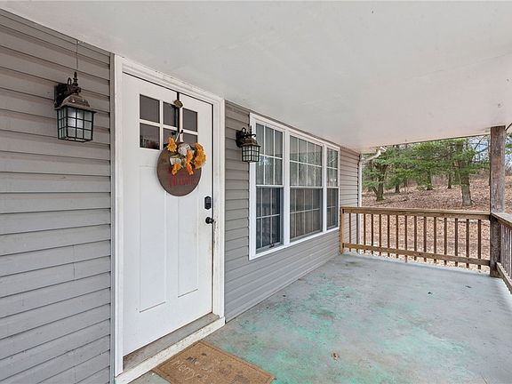 4th image of 1238 School Rd