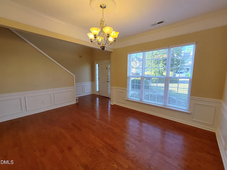 301 Millicent Way — Photo 15
