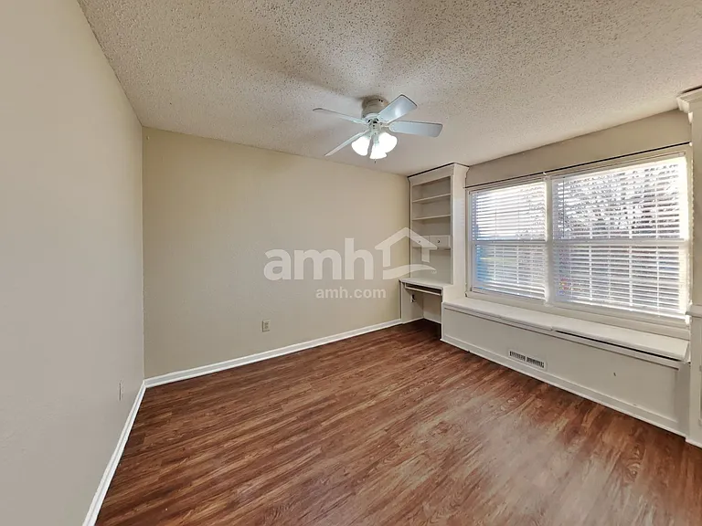 7411 Cordova Dr — Photo 18