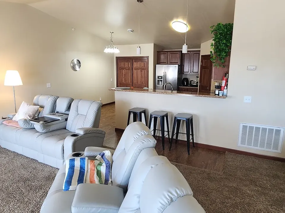 3514 33rd Ave W #24