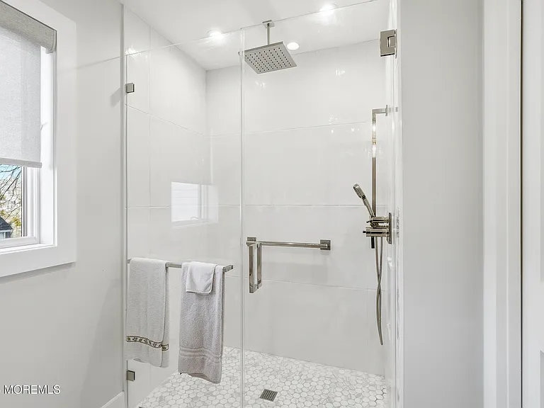 8 Jackson Ct — Photo 36