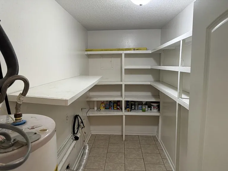 125 Brentwood Blvd — Photo 7