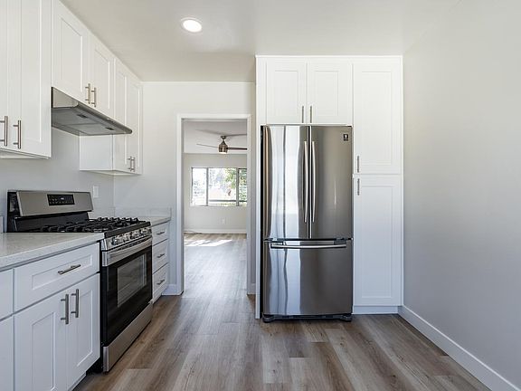 5th image of 4476 Hamilton St