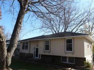 1831 N York Rd, Independence, MO 64058