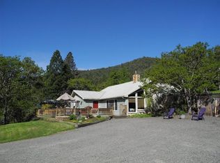 1750 Pair A Dice Ranch Rd, Jacksonville, OR 97530