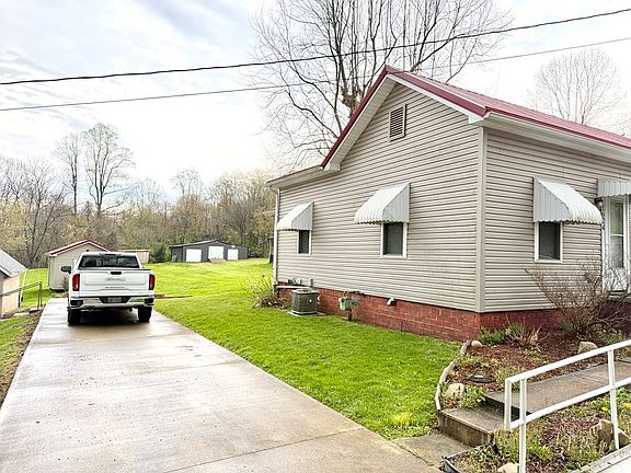 2nd image of 1624 Lang Slocum Ridge Rd