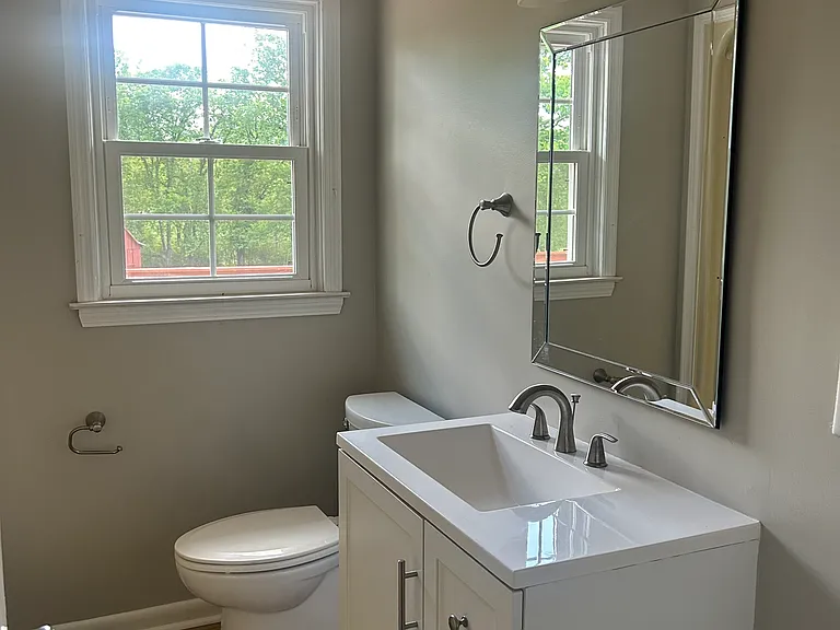 325 Murfreesboro Rd — Photo 11