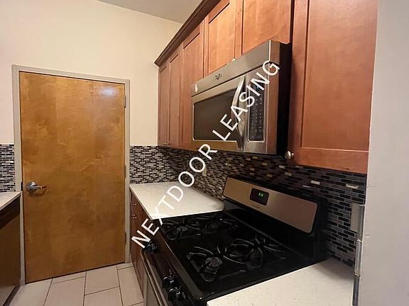 2nd image of 50 Oak St #104M
