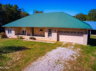 320 Spruce Creek Dr, Jamestown, TN 38556