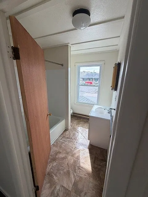 1 bed, 600 sqft, $800 — Photo 4