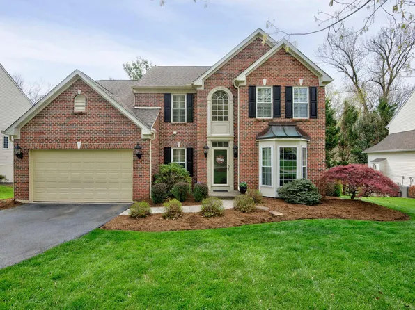 21 Big Woods Dr, Glen Mills, PA 19342