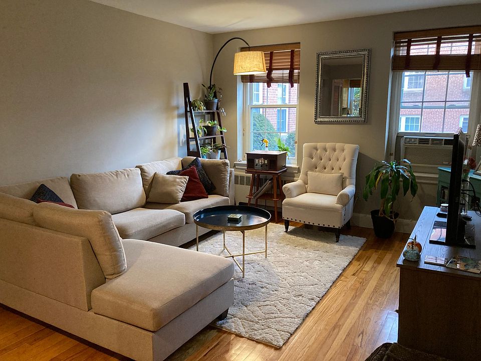 1st image of 29 Englewood Ave
