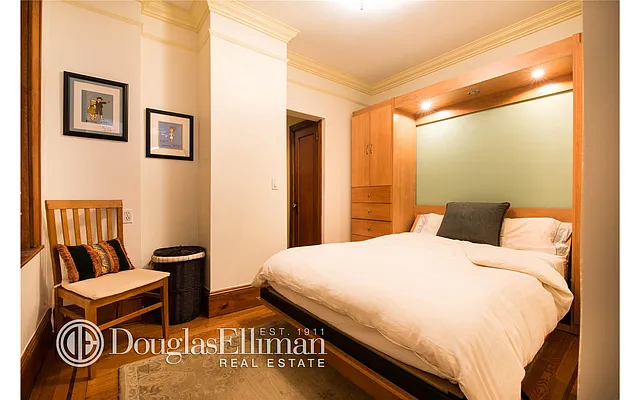 Sold by Douglas Elliman | media 15