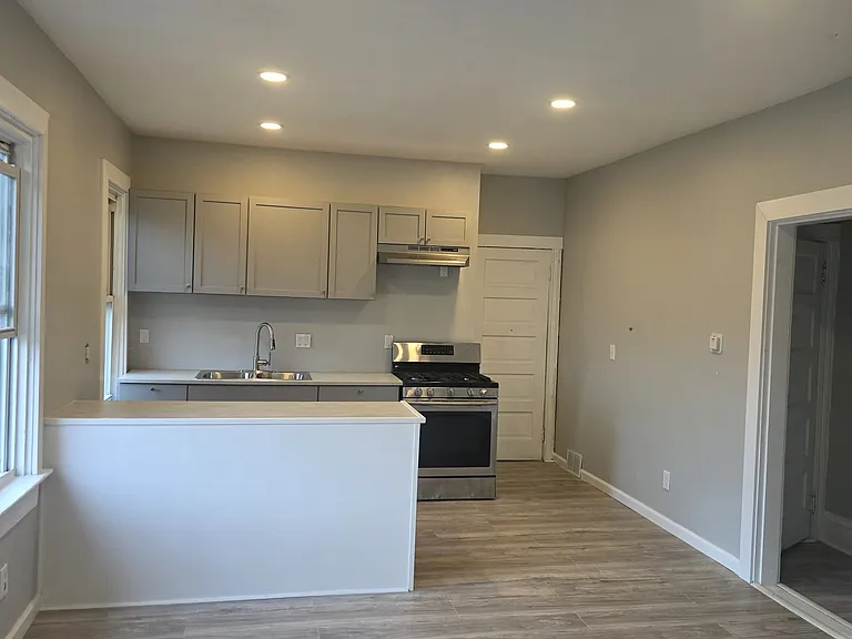 10 Calla St #3 — Photo 3