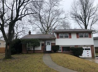 4527 Pickwick Dr, Wilmington, DE