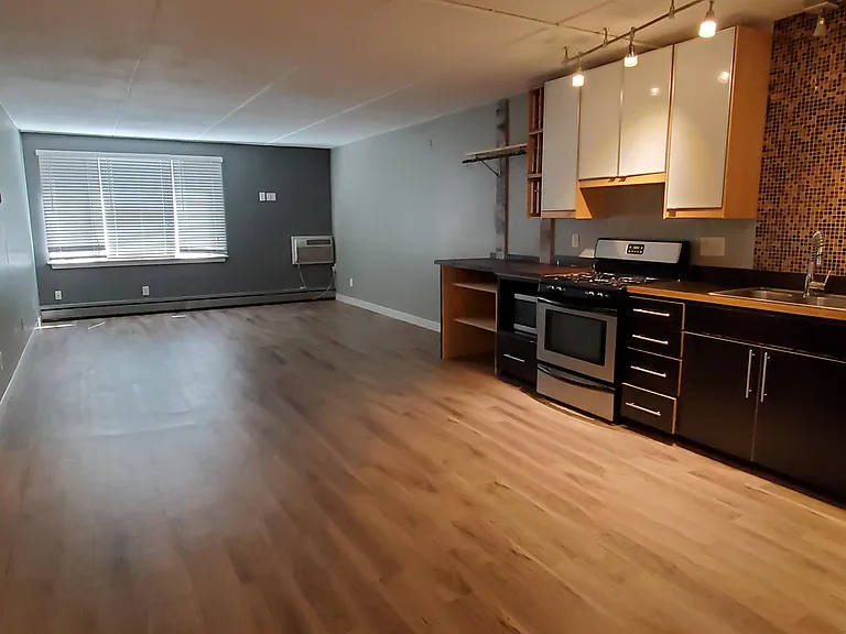 3512 Bryant Ave S #101 — Photo 3