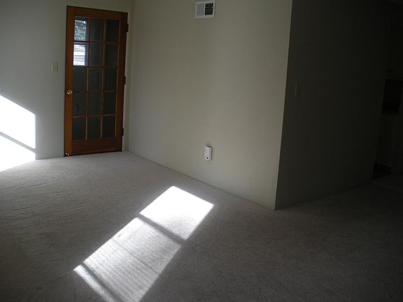 4th image of 7523 Baltimore Ave