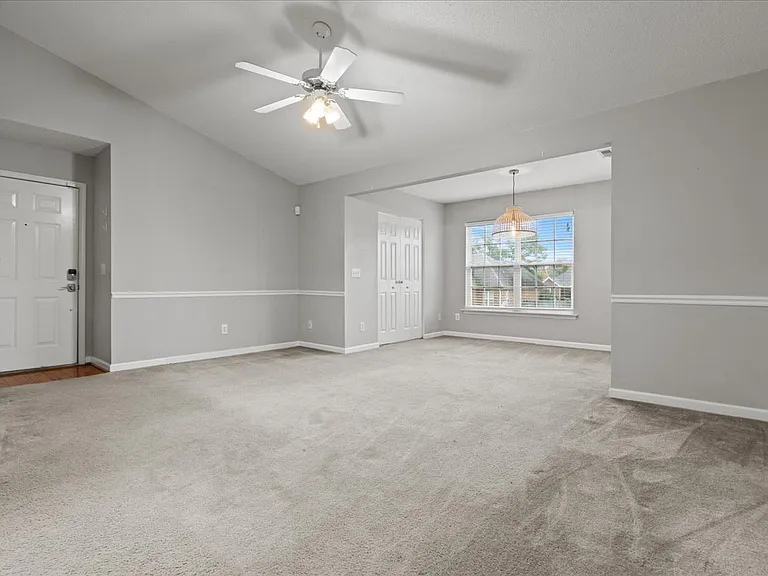 529 3rd Loop Rd #1-H — Photo 5