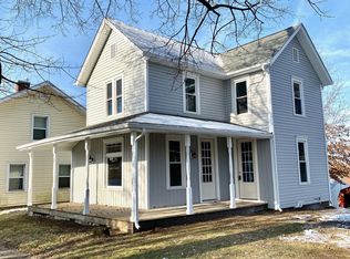 210 W Main St, Somerset, OH 43783