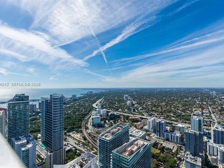 1000 Brickell Plz #CU-4104 — Photo 49