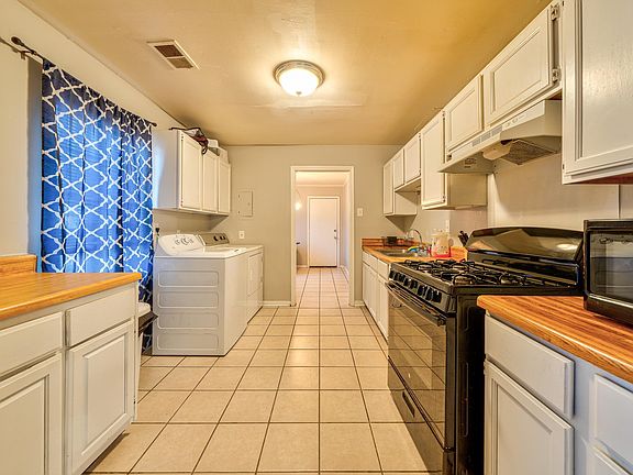 5th image of 4127 Wilmette Ave
