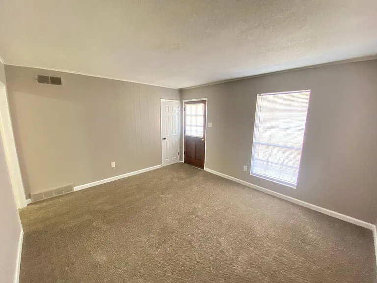 2473 Chattering Ln — Photo 2