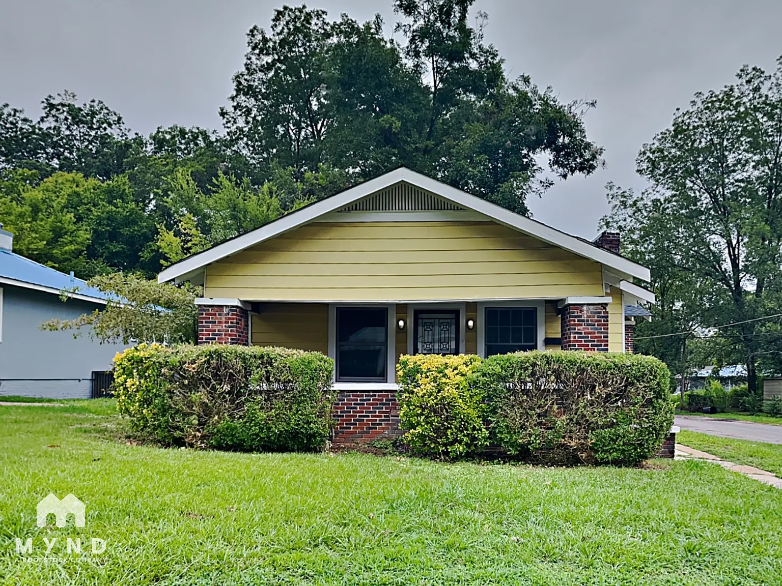 4 bed, 1.5 bath, 1600 sqft, $1,170 — Photo 1