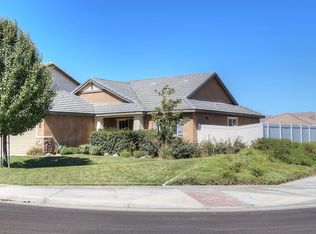 915 Cathy Ln, Tehachapi, CA 93561