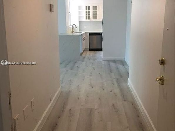 1824 Brickell Ave APT 2B