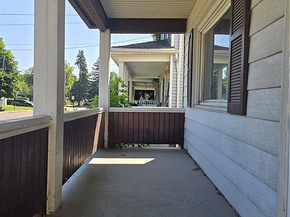 2nd image of 1869 Cleveland Ave