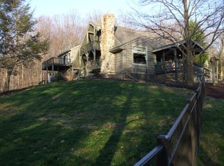 103 Kulps Rd, Barto, PA 19504