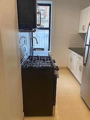 3rd image of 558 W 156th St #1