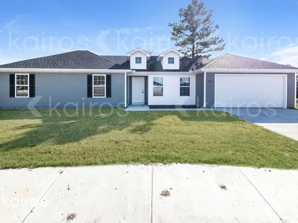 803 Granite Cir, Gravette, AR 72736