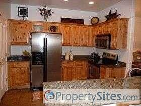 2nd image of 4839 Victorine St