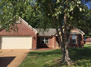 155 Rolling Oaks Dr, Oakland, TN 38060