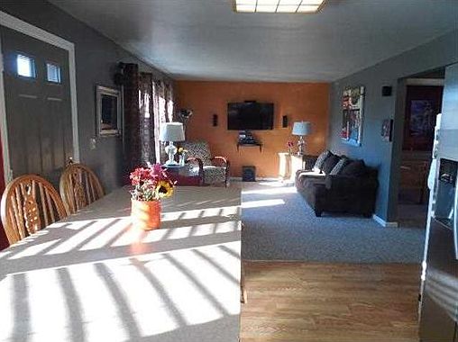 5th image of 49 Waverly Ave