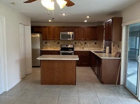 153 Meadowlark Dr, Royal Palm Beach, FL 33411