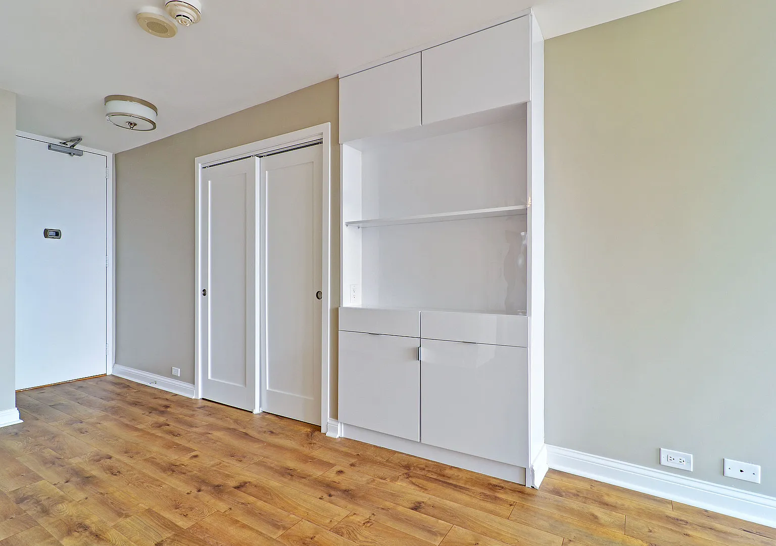 1 bed, 545 sqft, $2,350 — Photo 4