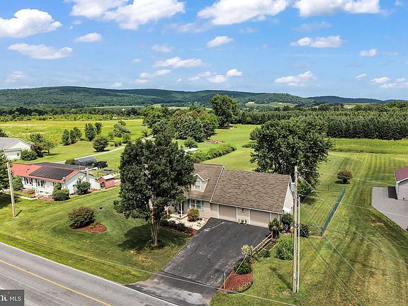 2nd image of 1345 Hilltown Rd