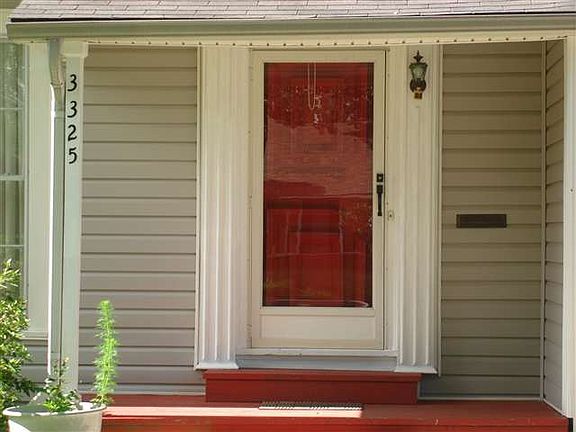 3rd image of 3325 Dogwood Ln