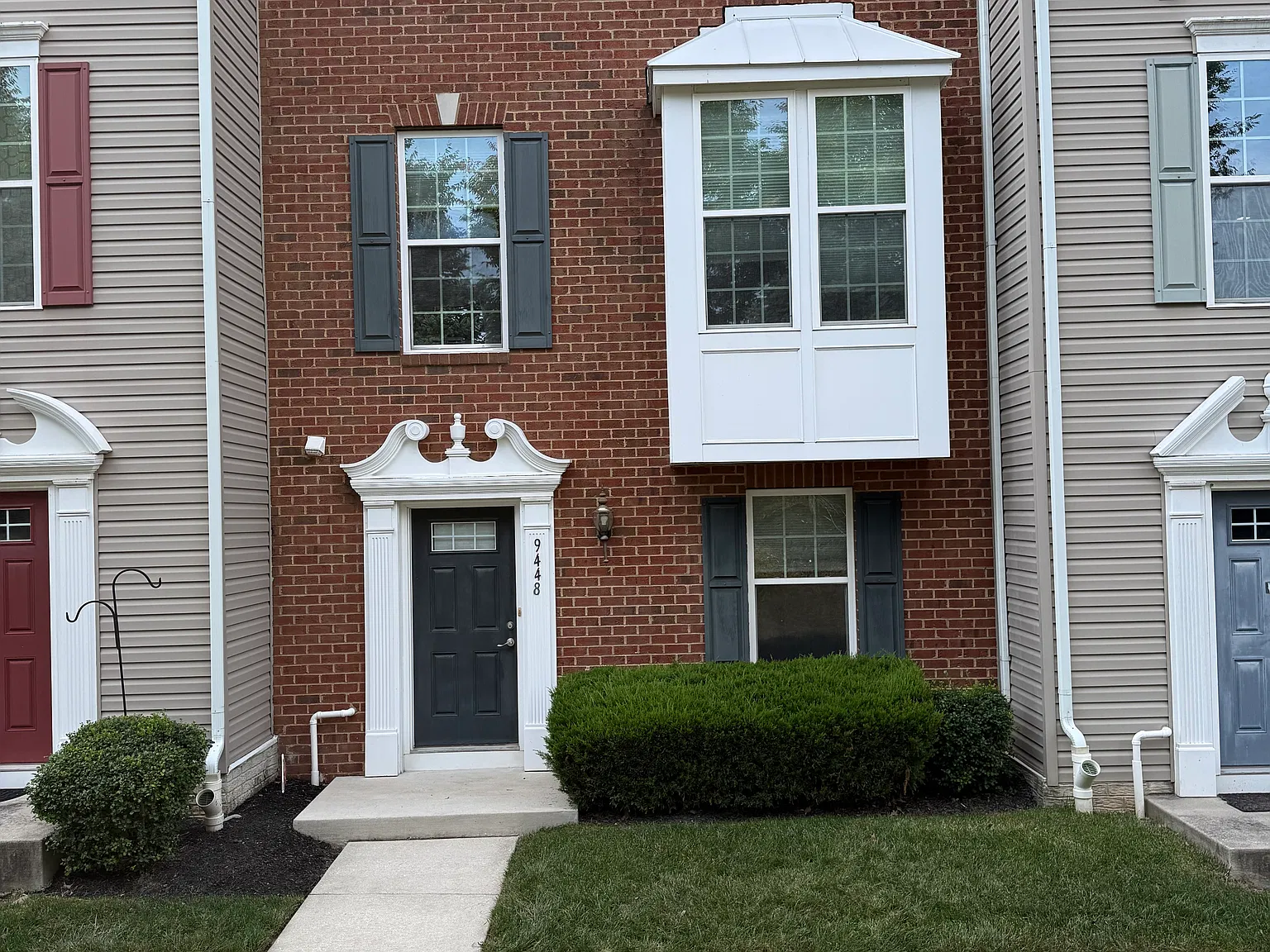 3 bed, 2.5 bath, 2096 sqft, $2,900 — Photo 1