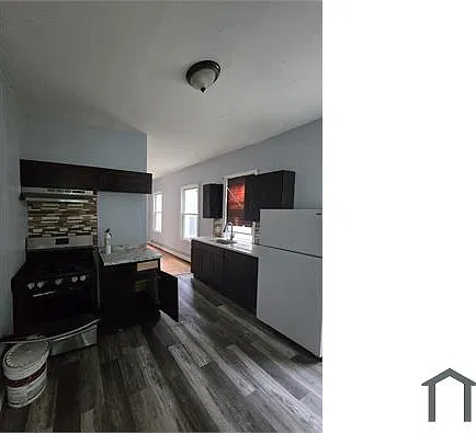 261 N 19th St #2 — Photo 7