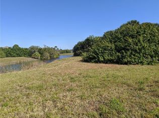 114 Hunter Rd, Rotonda West, FL 33947