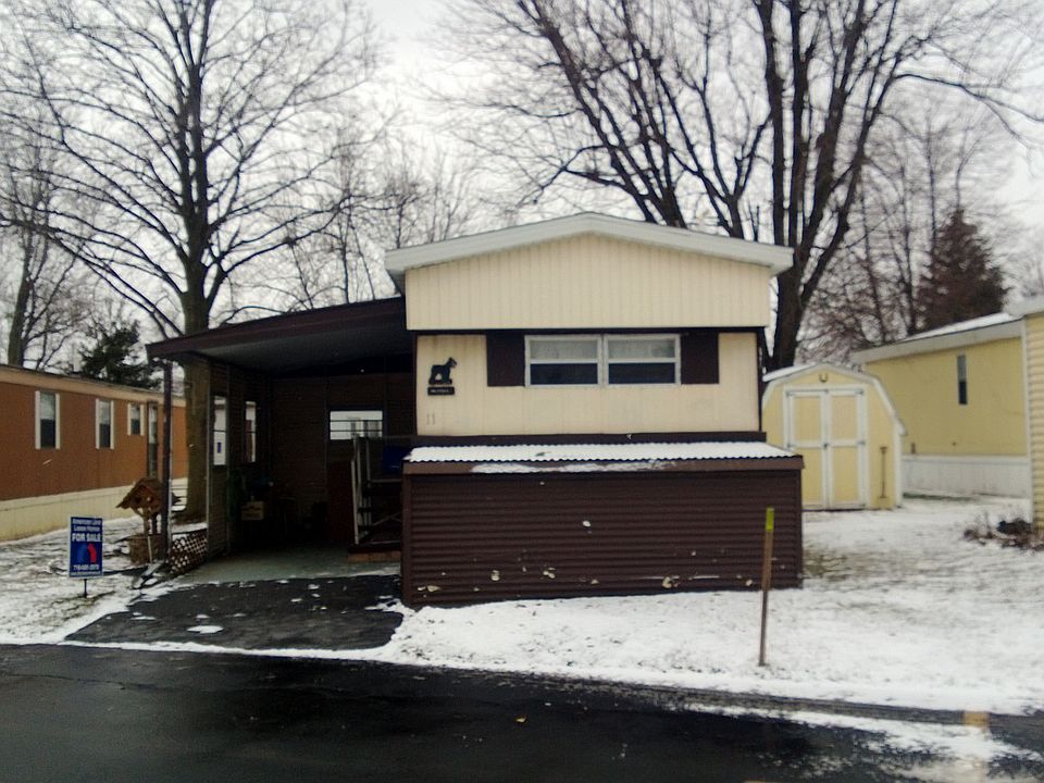 1st image of 11 Estelle Dr