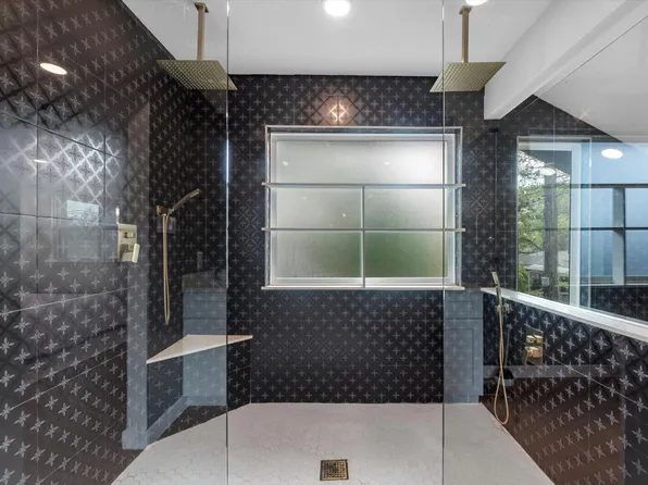 5041 Nina Lee Ln, Houston, TX 77092