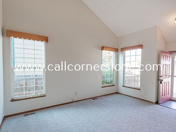 5th image of 8283 Chancellor Dr