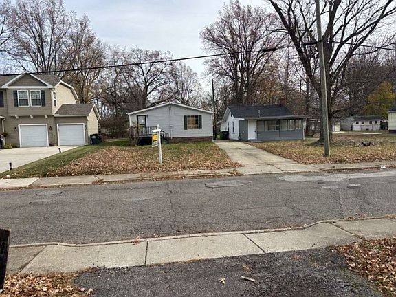 5th image of 304 E 238th St