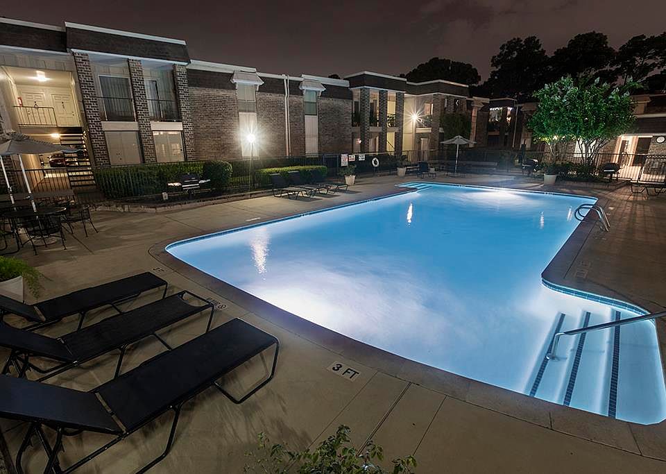 1st image of 7575 Katy Fwy APT 102