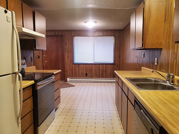 4th image of 1830 Lake Blvd APT B